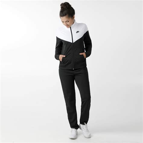 sportbekleidung damen sale nike|Nike Sportbekleidung für Damen im SALE .